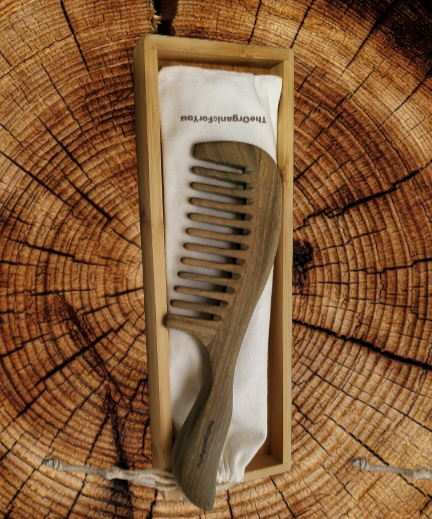 Yin Yangsheng Comb | Wide-Toothed Green Sandalwood Comb | For Thick Curly Hair | Detangling Comb