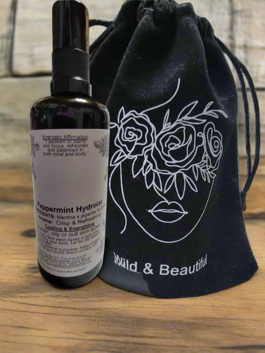 Safety
Contraindications: Not recommended for children under 3 years of age.
Other Precautions:
Always conduct a patch test before applying to sensitive skin.
Consult a qualified practitioner before use if pregnant, nursing, or considering internal use.