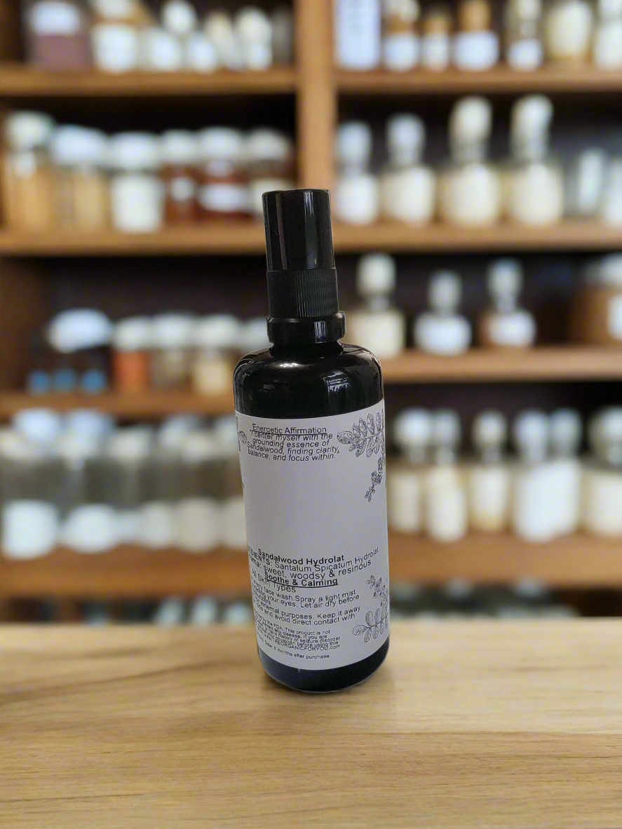 💧 Pure & Simple
No preservatives. No alcohol. No additives.
Just pure Santalum Spicatum hydrolat, as nature intended.
