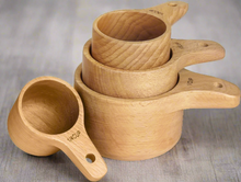 Load image into Gallery viewer, Made with Beechwood
Treated with mineral oil
Handwash
