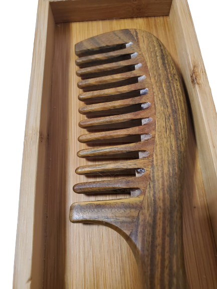 Round Comb Tooth Precision designed round comb tooth, give your scalp a gentle and comfortable massage feeling, no scratching or snagging.  There are absolutely no extra wood thorns to scratch your scalp.